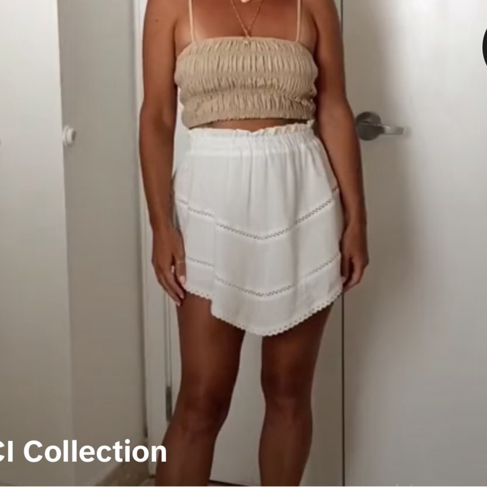 Vici white skort